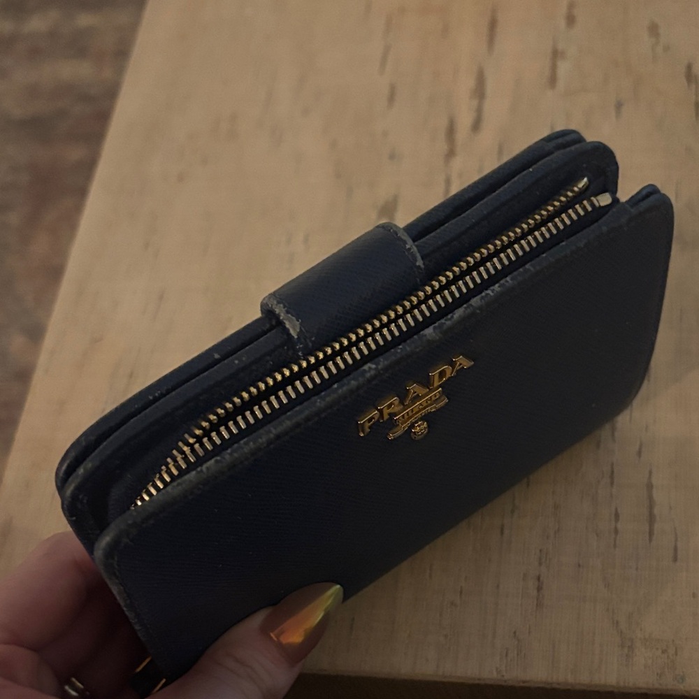 Prada Blue Saffiano Zip Wallet with Gold Logo - Picture 6 of 6